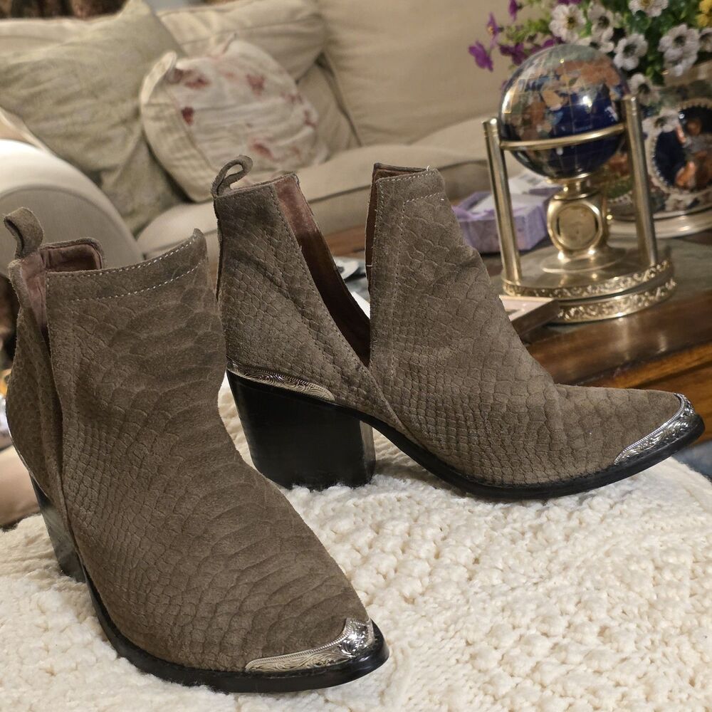 Jeffrey Campbell Cromwell Booties Brown Snake Suede Metal Toe Heel Style Sz 6